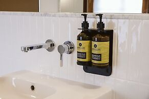 Warders Hotel by Garde, Fremantle