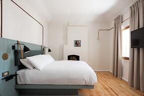 Garde Hotel and Warders Cottages