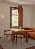 Garde Hotel and Warders Cottages
