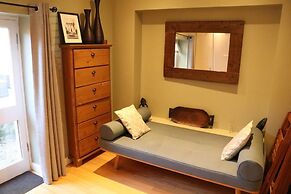 2-bed, Sleeps 4, Garden
