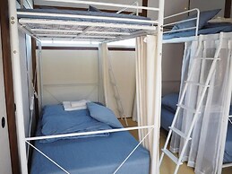 Guesthouse & Beach Cafe Fuego, Hostel