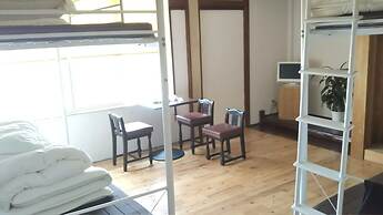 Guesthouse & Beach Cafe Fuego, Hostel