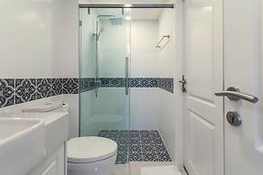 The Orient Resort and Spa by Happy Host