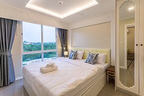 The Orient Resort and Spa by Happy Host