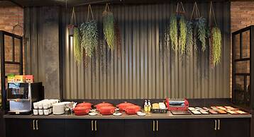 Radisson RED London Greenwich The O2