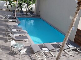 Zenza Boutique Hotel