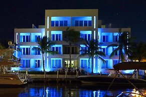 Zenza Boutique Hotel