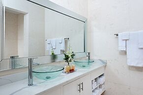 Zenza Boutique Hotel