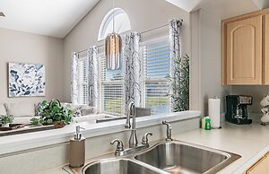 Near Theme Parks! In-Ground 3 BR Pool Home, Sleeps 7, Total Privacy!