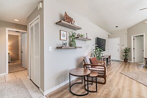 Near Theme Parks! In-Ground 3 BR Pool Home, Sleeps 7, Total Privacy!