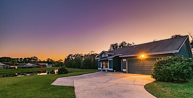 Near Theme Parks! In-Ground 3 BR Pool Home, Sleeps 7, Total Privacy!