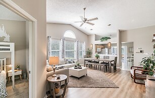 Near Theme Parks! In-Ground 3 BR Pool Home, Sleeps 7, Total Privacy!