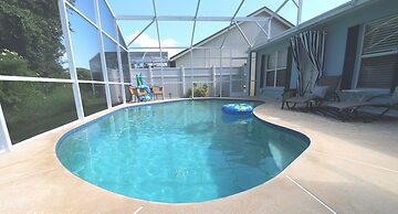 Near Theme Parks! In-Ground 3 BR Pool Home, Sleeps 7, Total Privacy!