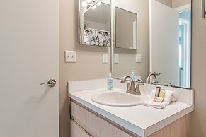 Near Theme Parks! In-Ground 3 BR Pool Home, Sleeps 7, Total Privacy!