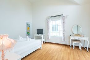 Sakarin Valley Resort & Restaurant