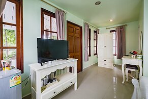 Sakarin Valley Resort & Restaurant