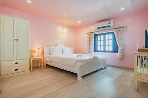 Sakarin Valley Resort & Restaurant