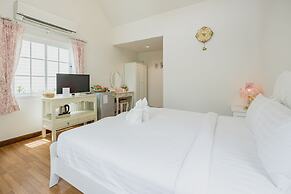 Sakarin Valley Resort & Restaurant