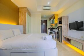 Warm and Cozy Studio at Menteng Park Apartment