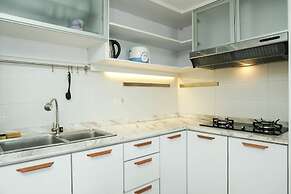 Relax 1BR Apartment at Menteng Square