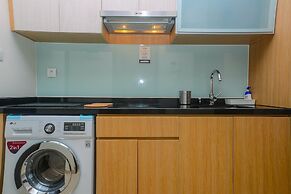 Pleasant and Simply Studio Room Menteng Park Apartment