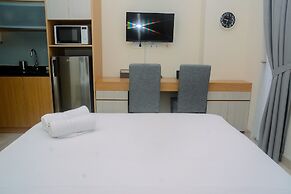 Pleasant and Simply Studio Room Menteng Park Apartment
