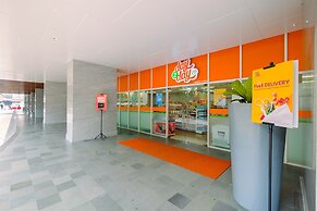 Elegant and Stylish Studio Menteng Park Apartment