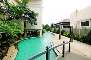 Stunning 2BR Apartment at Capitol Park Residence