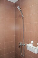 Homey Studio with City View Apartment @ Puri Orchard