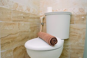 Comfortable 2BR Green Central City Apartment