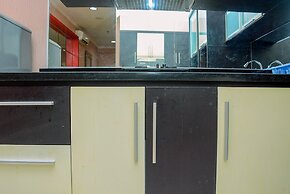 Minimalist and Cozy 2BR Apartment at The Boulevard