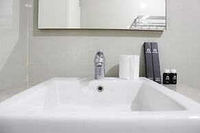 Deluxe & Cozy 2BR Apartment at Landmark Residence