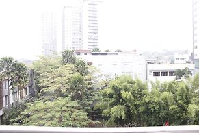 Spacious & Comfy 2BR at Galeri Ciumbuleuit Apartment