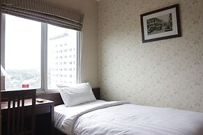 Comfy & Well Appointed 3BR at Galeri Ciumbuleuit 1