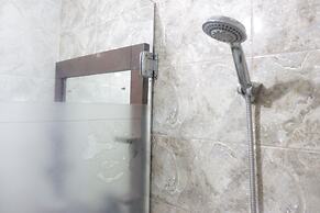 Spacious 2BR Galeri Ciumbuleuit Apartment near Parahyangan University