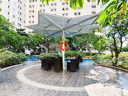 Comfy and Clean Studio Room Apartment at Educity