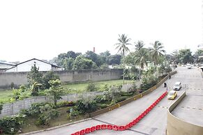 Artistic & Scenic Studio at Gateway Pasteur near Cimahi