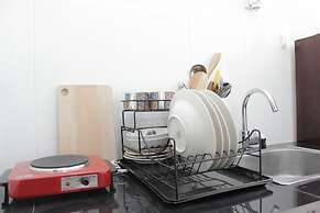 Simply Homey Studio at Gateway Pasteur Apartment near Exit Toll