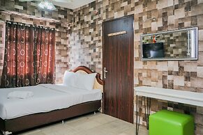 Relieved 1BR Apartment at Serpong Greenview