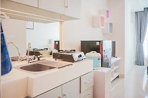 Cozy and Relax Studio Room @ Tree Park BSD Apartment