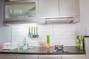 Modern Furnished Studio Room @ The Modern Golf Apartment