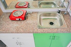 Cozy Studio Apartment at Tamansari Skylounge near Soetta Airport