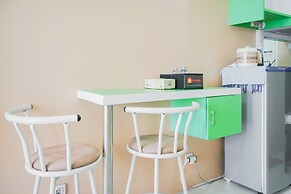 Cozy Studio Apartment at Tamansari Skylounge near Soetta Airport