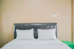 Cozy Studio Apartment at Tamansari Skylounge near Soetta Airport