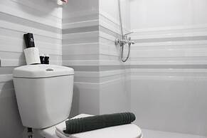 Bright and Comfy 2BR The Jarrdin Cihampelas Apartment