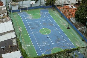 Cozy and Minimalist 2BR at Marbella Kemang Apartment