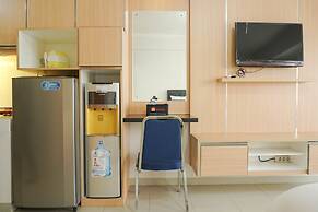 Minimalist Studio Park View Condominium Apartment near Mall