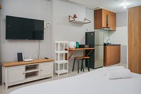 Minimalist and Warm Studio Apartment at Bintaro Plaza Residence
