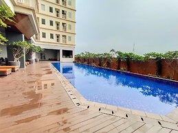 Compact and Cozy Tamansari Mahogany Studio Apartment