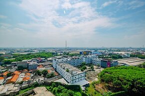 Warm and Homey Studio at The Oasis Cikarang Apartment